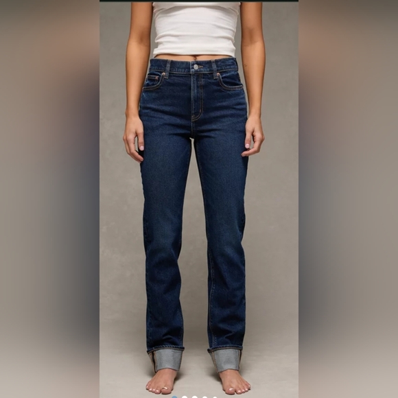 American Eagle Outfitters Denim - American Eagle Straight Super Stretch Jeans. Sz 14 Regular. Never Worn. No Tags.